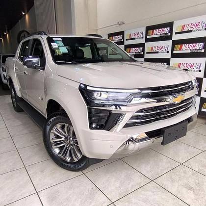 CHEVROLET S10 2.8 16V TURBO DIESEL HIGH COUNTRY CD 4X4 AUTOMÁTICO CHEVROLET S10 2.8 16V TURBO DIESEL HIGH COUNTRY CD 4X4 AUTOMÁTICO